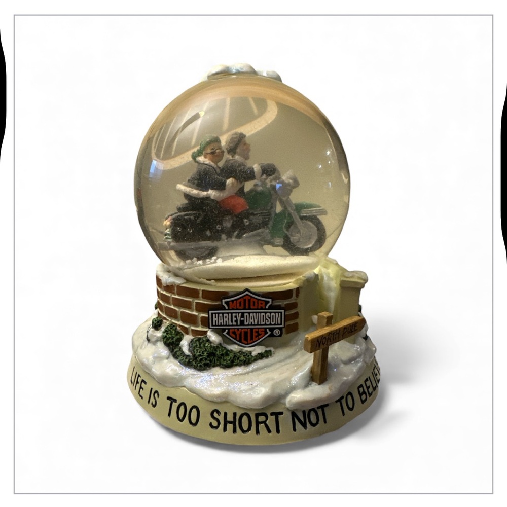 HARLEY DAVIDSON musical snowglobe